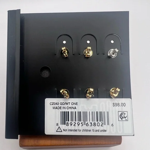 NWT Coach J Initial Stud Earrings Set - Picture 5 of 15